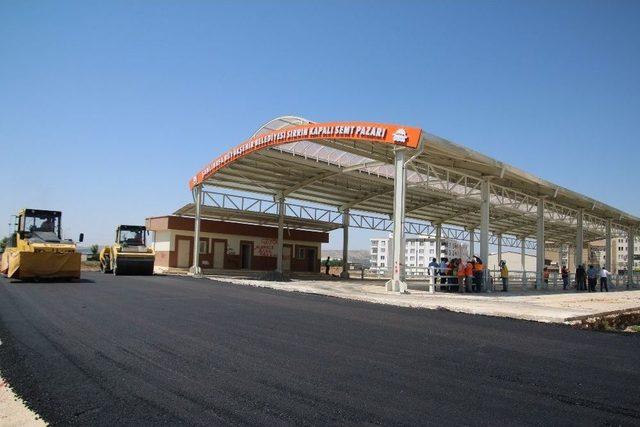 Şanlıurfa’da Asfalt Çalışmaları Sürüyor