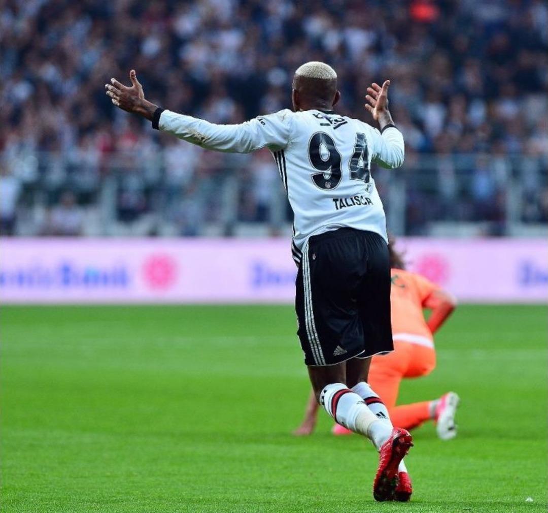 Spor Toto S&uuml;per Lig: Beşiktaş: 1 - Aytemiz Alanyaspor: (ilk Yarı)