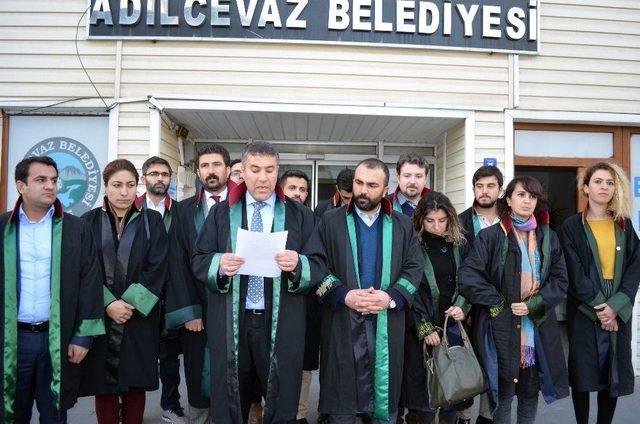 Bitlisli Avukatlar, Meslektaşlarına Yapılan Saldırıyı Protesto Etti