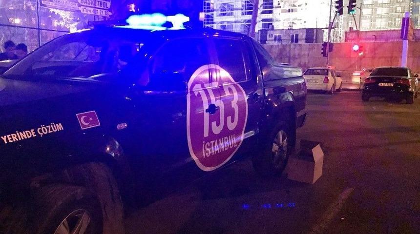 (&ouml;zel Haber)yaralı Martının İmdadına İbb Ekipleri Yetişti