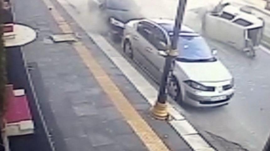 Sivas&rsquo;taki Feci Kaza G&uuml;venlik Kamerasına Yansıdı