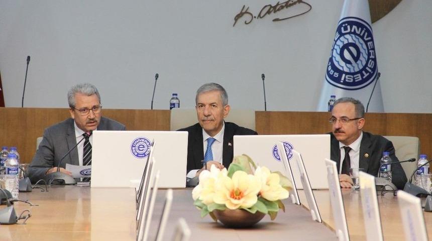 Sağlık Bakanı Demircan&rsquo;dan Ege &Uuml;niversitesine Ziyaret