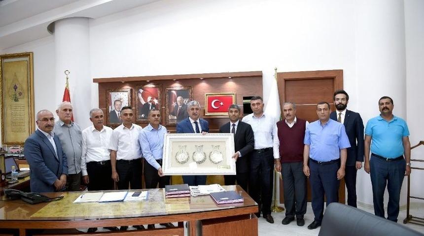 Polat&rsquo;a Hayırlı Olsun Ziyaretleri S&uuml;r&uuml;yor