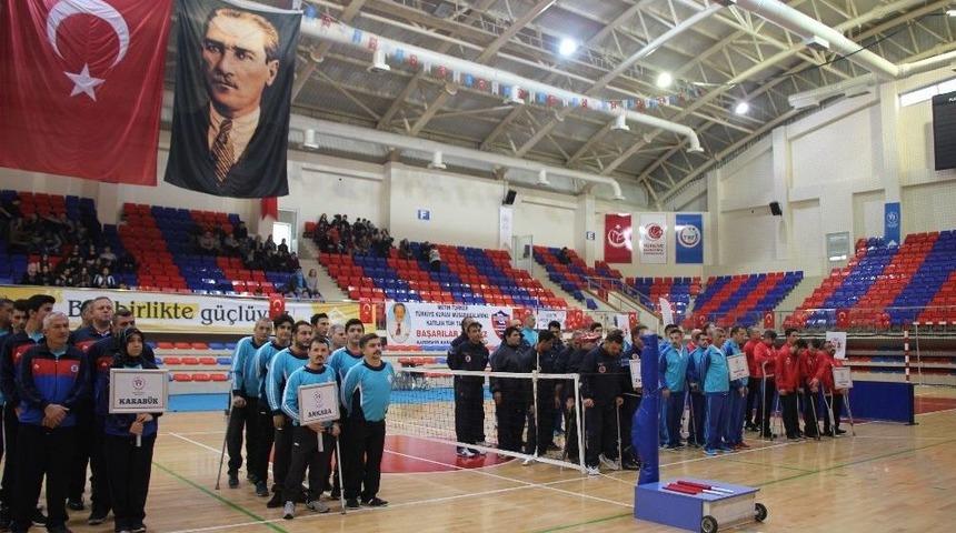 Oturarak Voleybol Metin Türker Türkiye Kupası Başladı