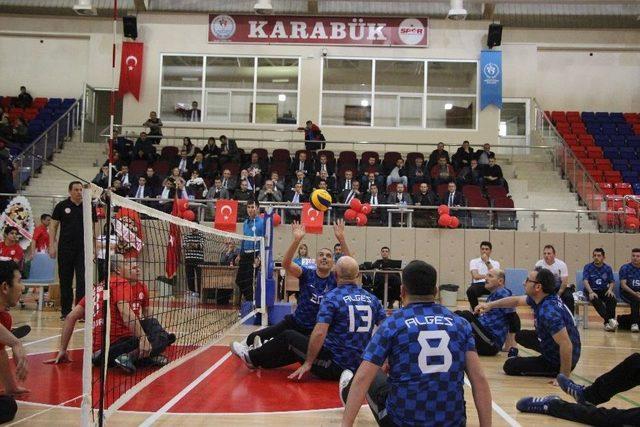 Oturarak Voleybol Metin Türker Türkiye Kupası Başladı