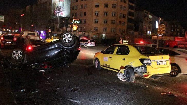 Araç Sürücüsü Takla Attığı Araçtan Burnu Bile Kanamadan Çıktı G2