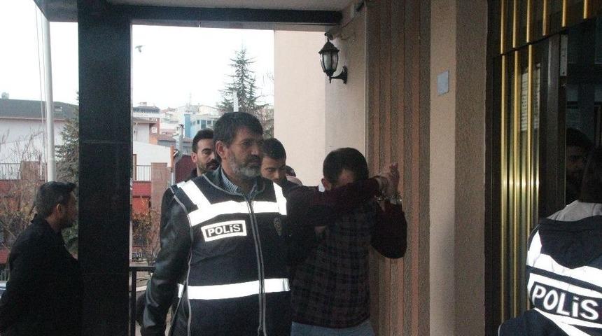 Bilecik&rsquo;te Fet&ouml; Soruşturması Kapsamında 3 Kişi &Ccedil;ıkarıldıkları Mahkemece Tutuklandı
