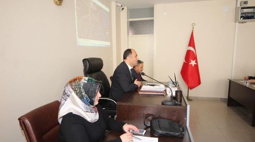 Başkan &Ouml;zaltun, Kaldırım İşgallerine Son Verilmesi &Ccedil;ağrısında Bulundu