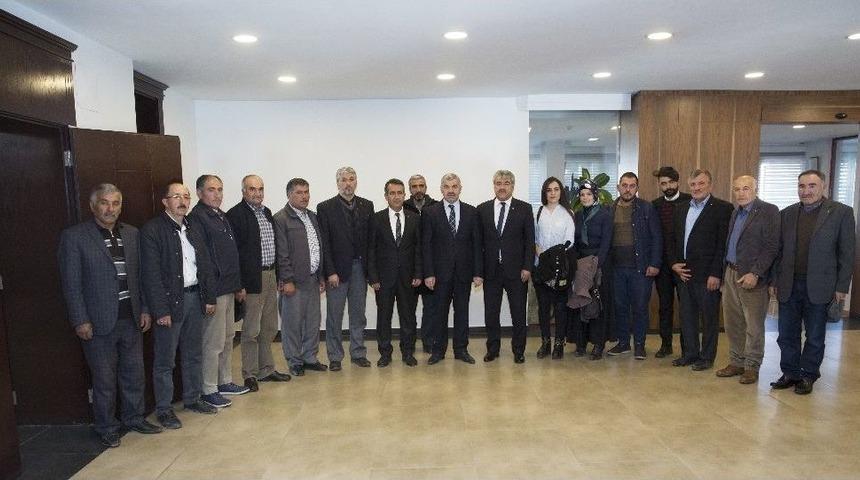 Başkan &Ccedil;elik, Ak Parti Pınarbaşı Ve Akkışla İl&ccedil;e Y&ouml;netim Kurulu &Uuml;yeleri İle Bir Araya Geldi