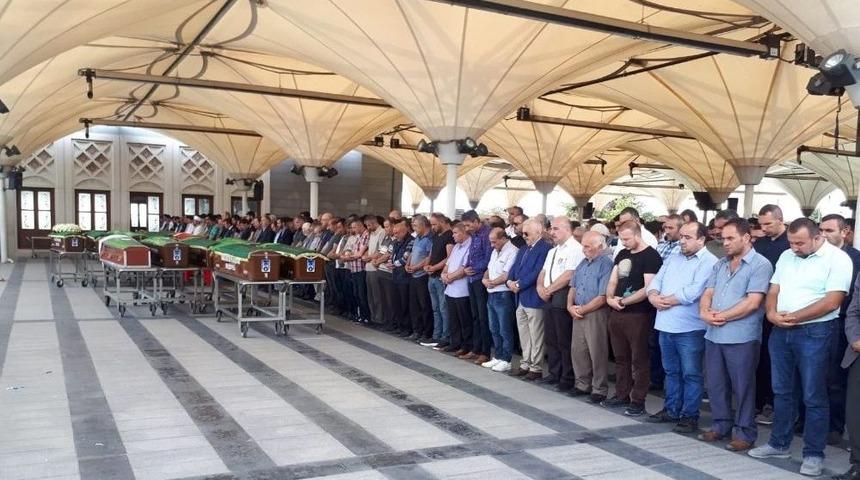 2 &Ccedil;ocuğunu &Ouml;ld&uuml;ren Katil Anne Adliyeye Getirildi