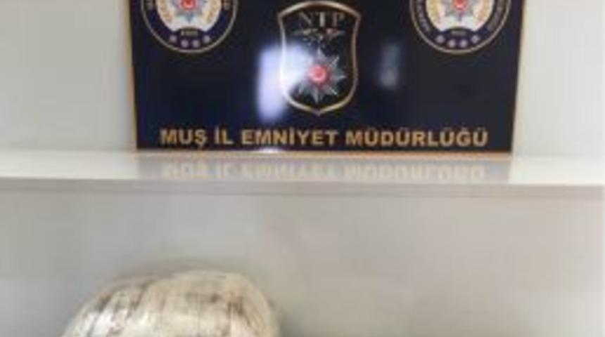 Muş&rsquo;ta 8 Kilo 638 Gram Toz Esrar Ele Ge&ccedil;irildi