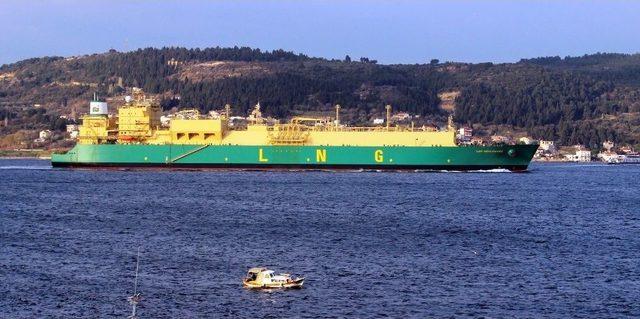 Doğalgaz Tankeri Çanakkale Boğazı’ndan Geçti