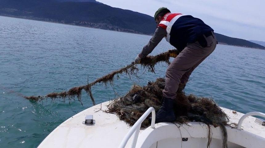 Eğirdir G&ouml;l&uuml;nde Denetimler S&uuml;r&uuml;yor