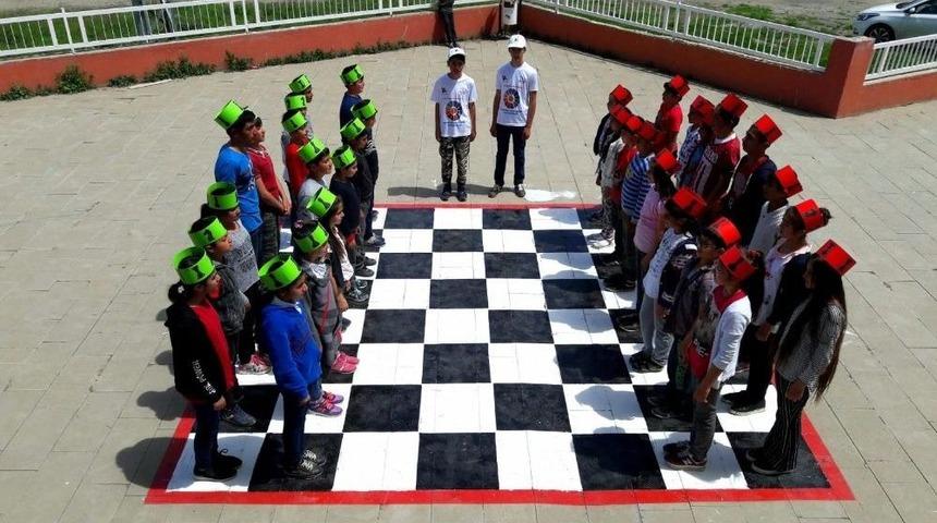 Uyguladıkları Proje İle &Ouml;ğrencileri Kaynaştırmayı Hedeflediler