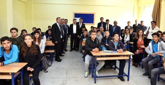 Sanayide Meslek Lisesi Sevinci