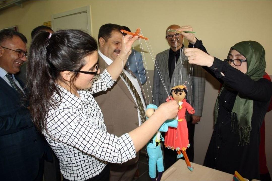 T&uuml;bitak 4006 Bilim Fuarı A&ccedil;ıldı