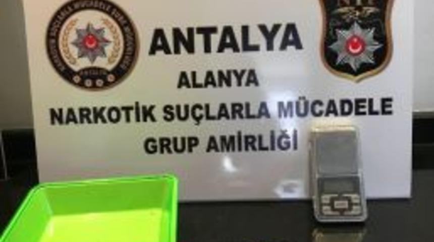 Uyuşturucu Taciri Tutuklandı
