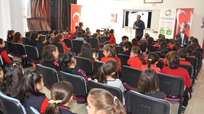Kocasinan&rsquo;da &Ouml;ğrencilere Y&ouml;nelik Eğitim Seminerleri Devam Ediyor