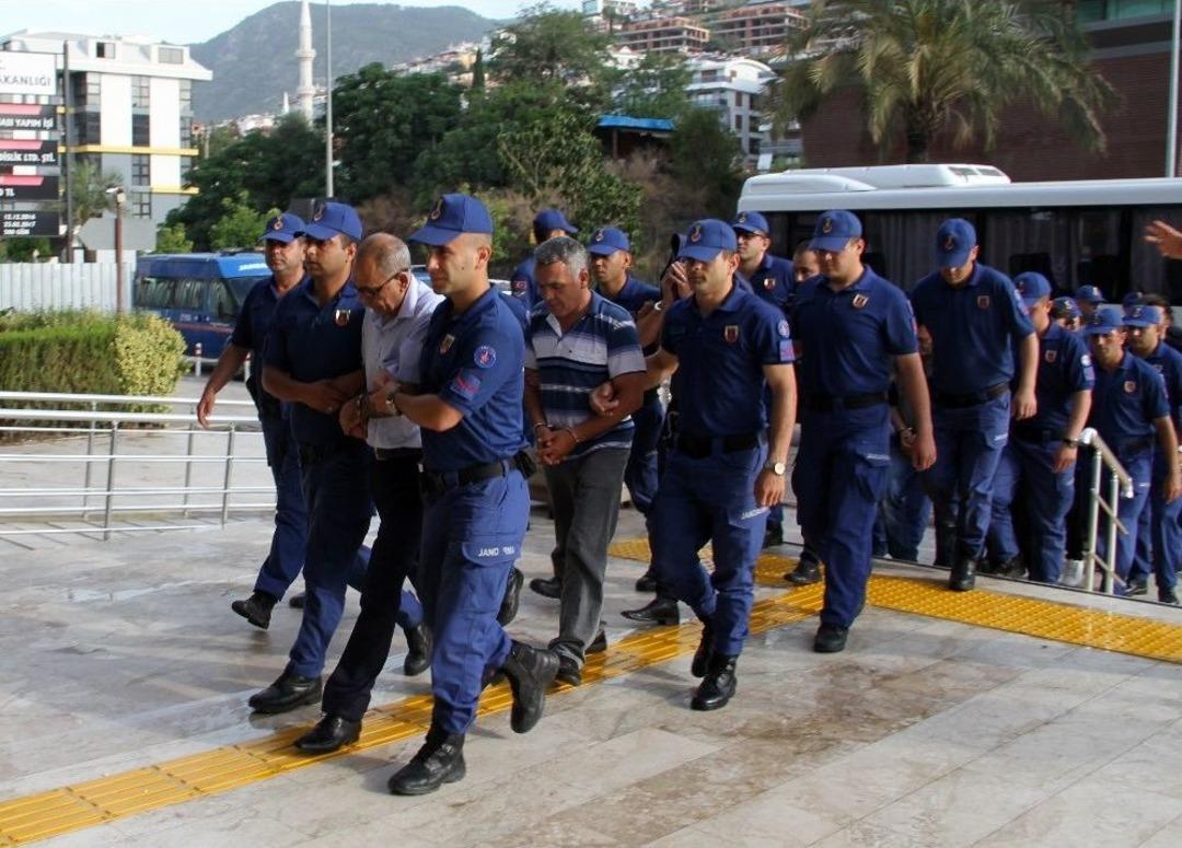 Alanya&rsquo;da Gayrimenkul Dolandırıcılığına 12 Tutuklama