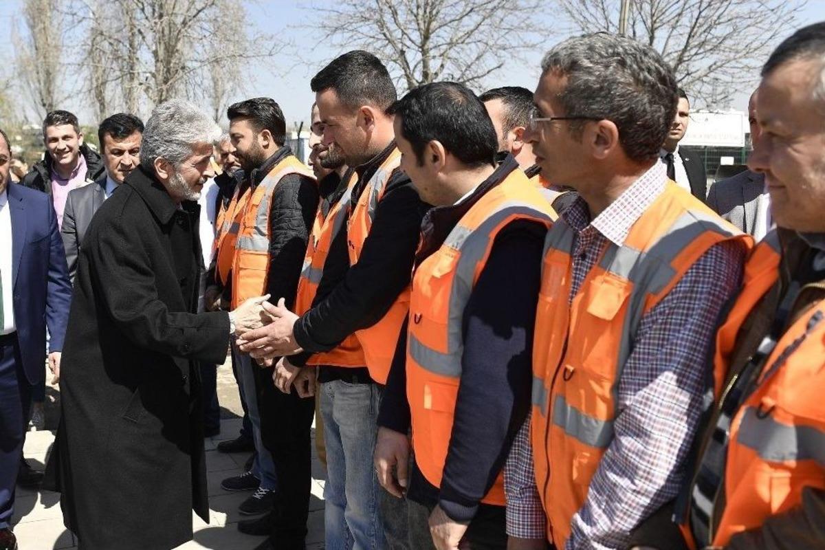 Başkan Tuna, Taksicilerin Teleplerini Dinledi