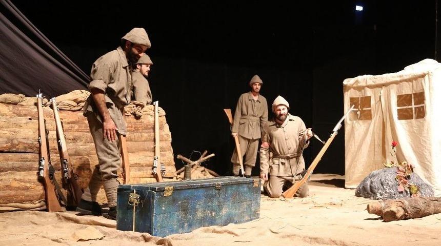 &ldquo;&ccedil;anakkale Mahşeri, Kardeşlik Destanı" Sahnelendi