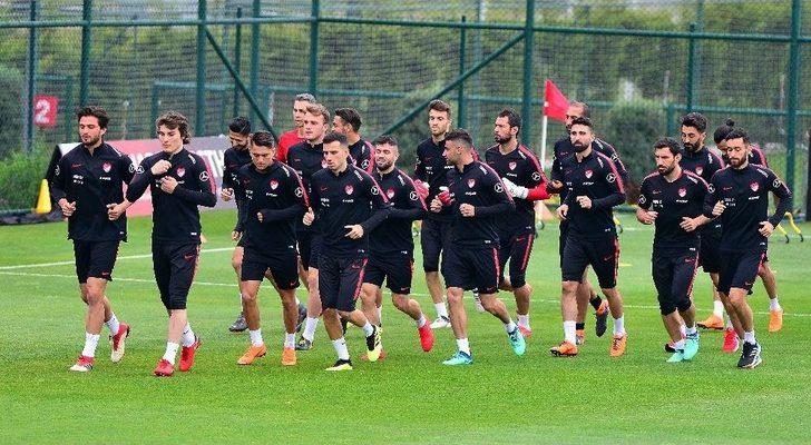 Cengiz Ünder Antrenmanı Yarıda Bıraktı G2