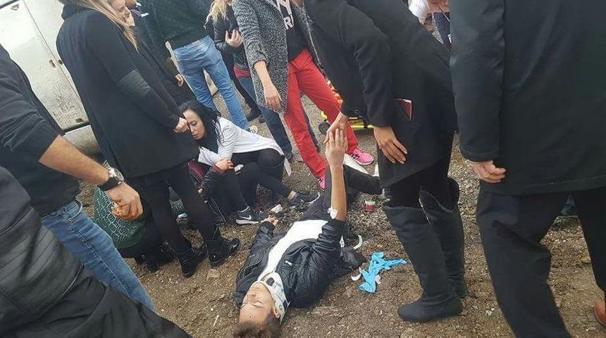 Denizli&rsquo;de &Ouml;ğrenci Servisi Devrildi: 24 Yaralı