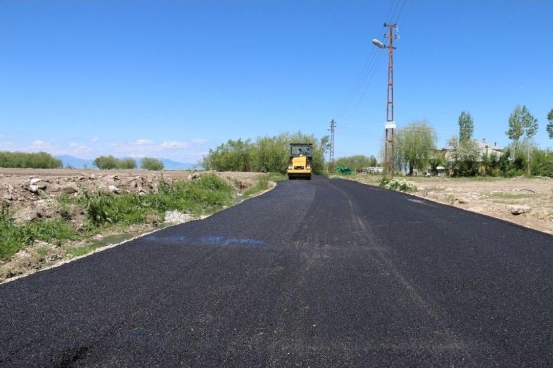 Edremit&rsquo;te Asfalt Rekoru