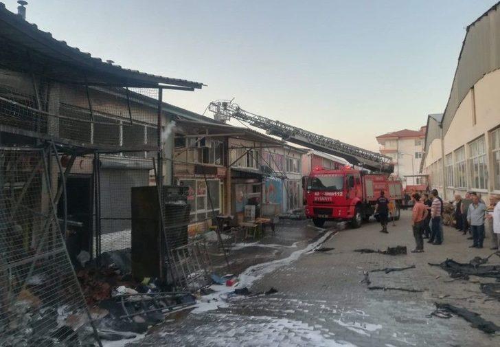 Isparta’da Korkutan Tekel Bayi Yangını G3