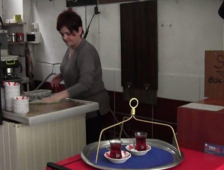 15 Yıllık Kadın Çaycı Kahveciler Odası Başkanlığına Aday G2