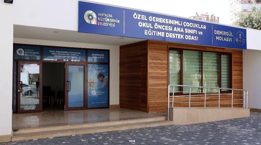 Antalya&rsquo;da Engelli Ailelerine Mola Evleri