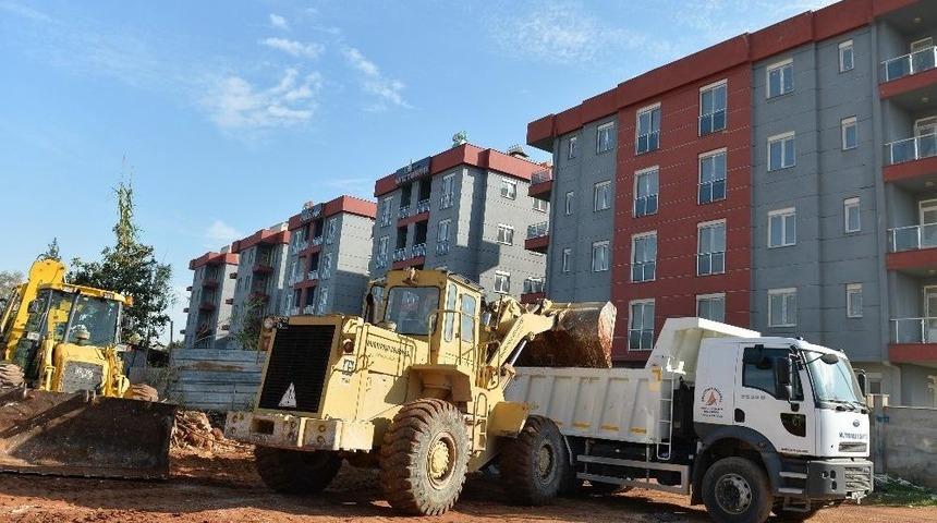 Zeytink&ouml;y&rsquo;de Mezbelelik Alan Temizliği