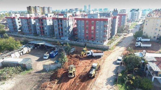 Zeytinköy’de Mezbelelik Alan Temizliği