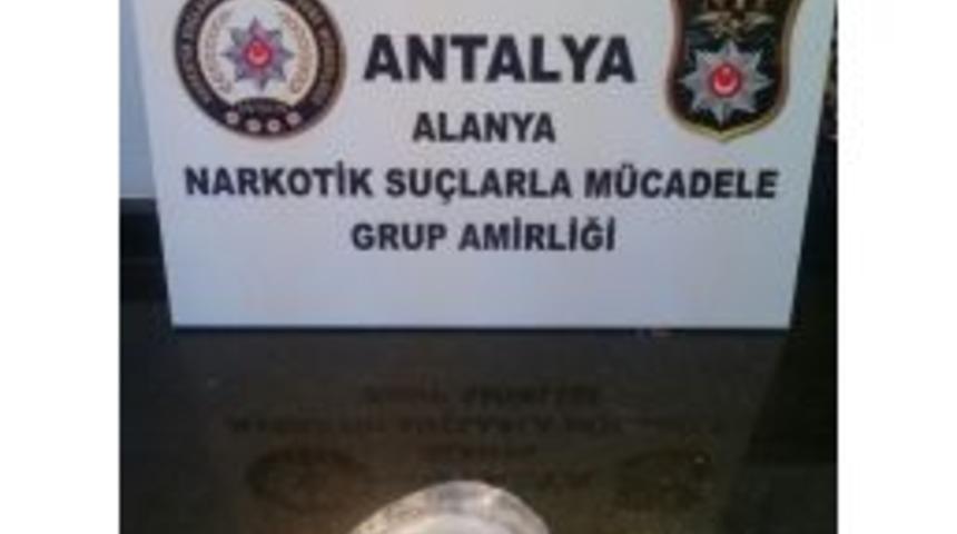 Uyuşturucu Taciri Polisten Ka&ccedil;amadı