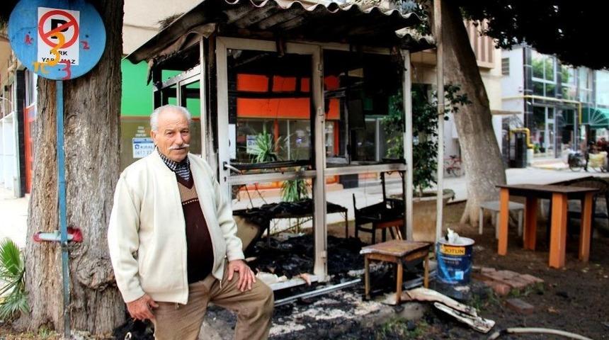 Hatay&rsquo;da Taksi Durağı Kundaklandı