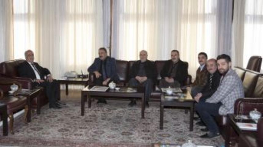 Erzurum Matbaa, Kırtasiye Ve Tabelacılar Esnaf Odası Başkanı Karaca&rsquo;dan Rekt&ouml;r &Ccedil;omaklı&rsquo;ya Ziyaret