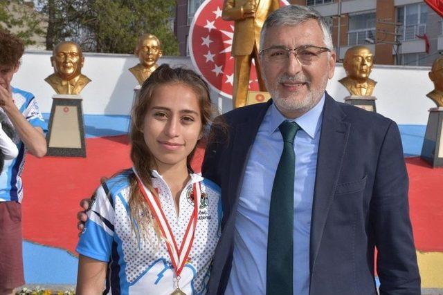 İnönü Zafer Kupası Yarışları Tamamlandı