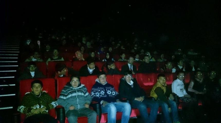 ‘öğrenciler Sinema İle Buluşuyor’ Etkinliği Aşkale’de Başladı