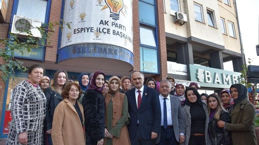 Milletvekili Öztürk Espiye Belediye Başkanı Karadere Hakkında Çıkan İstifa Haberlerini Değerlendirdi