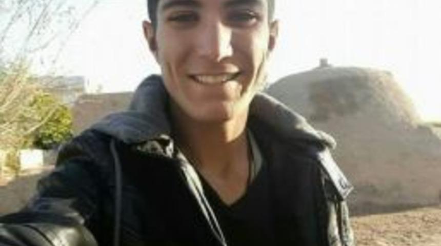 Otomobilin &Ccedil;arptığı Tamirci Hayatını Kaybetti