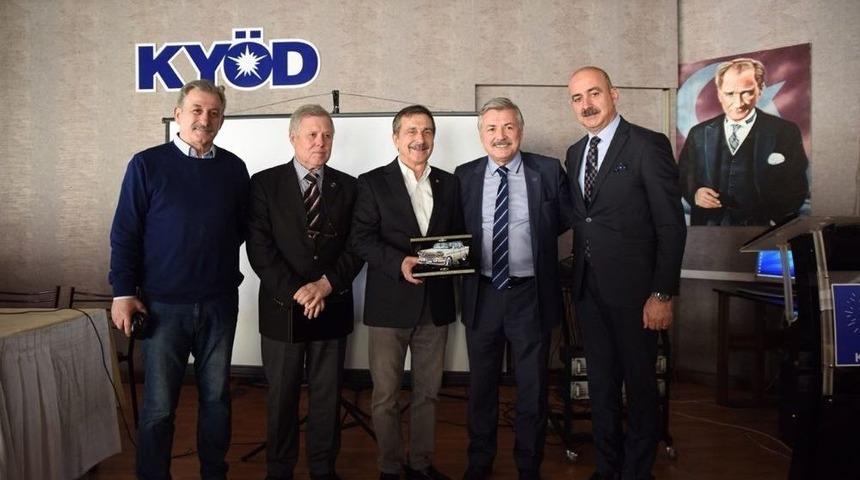 Başkan Ata&ccedil; Kocaeli&rsquo;de Sosyal Belediyeciliği Anlattı