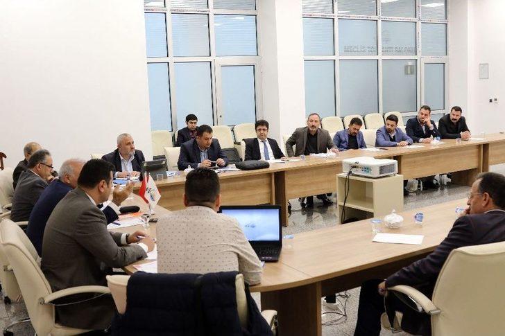 Vali Zorluoğlu’nun Kent Meydanı Görüşmeleri Sürüyor G1