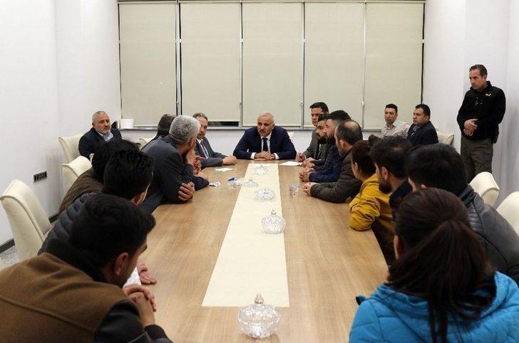 Vali Zorluoğlu’nun Kent Meydanı Görüşmeleri Sürüyor G2