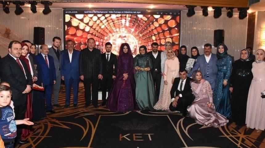 Karaca Ailesinin Mutlu Günü