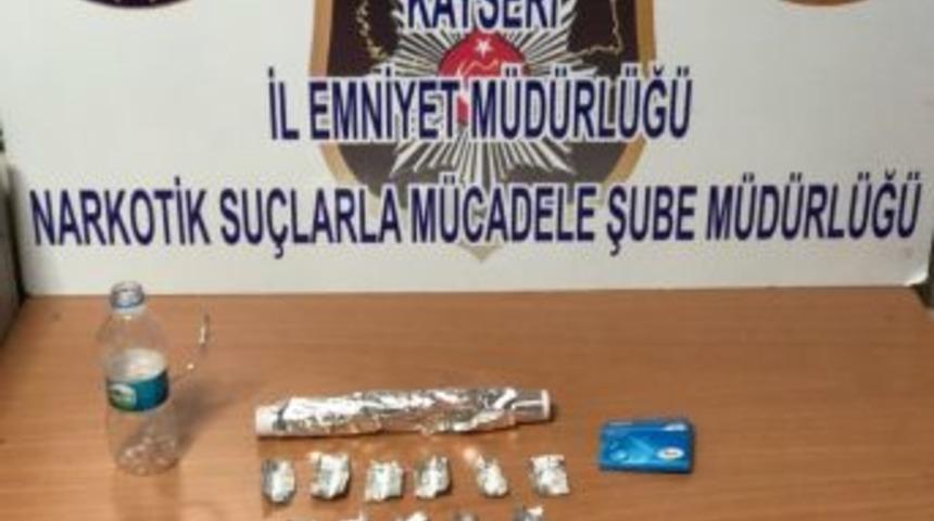 Uyuşturucu Operasyonu: 2 Gözaltı