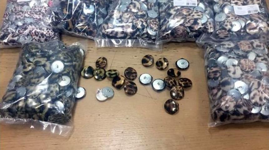 D&uuml;ğme İ&ccedil;inde Uyuşturucu