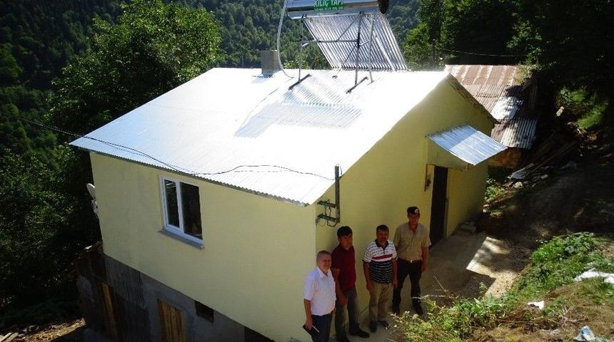 10 Yılda 163 Aile Ev Sahibi Oldu, Binlerce Öğrenciye Burs Verildi