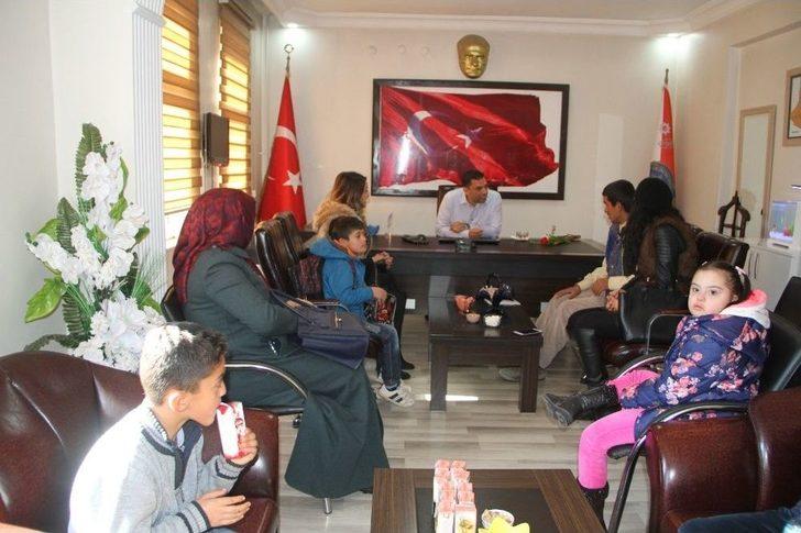 Özel Çocuklar Polis Olup Telsizle Anons Yaptılar G2