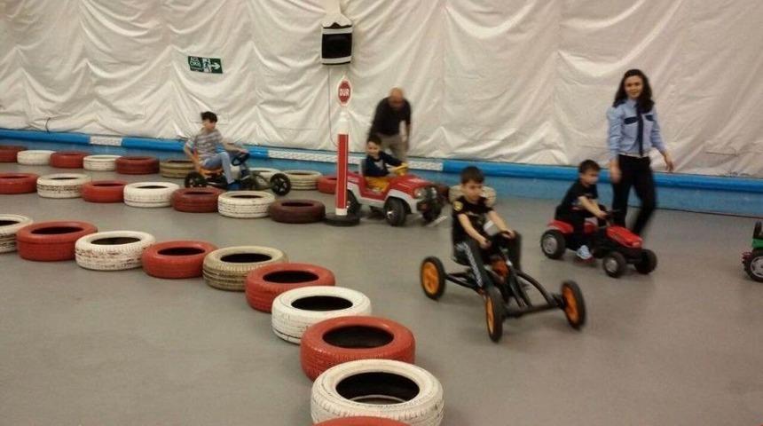 Gen&ccedil;lere Uygulamalı Trafik Eğitimi Verildi