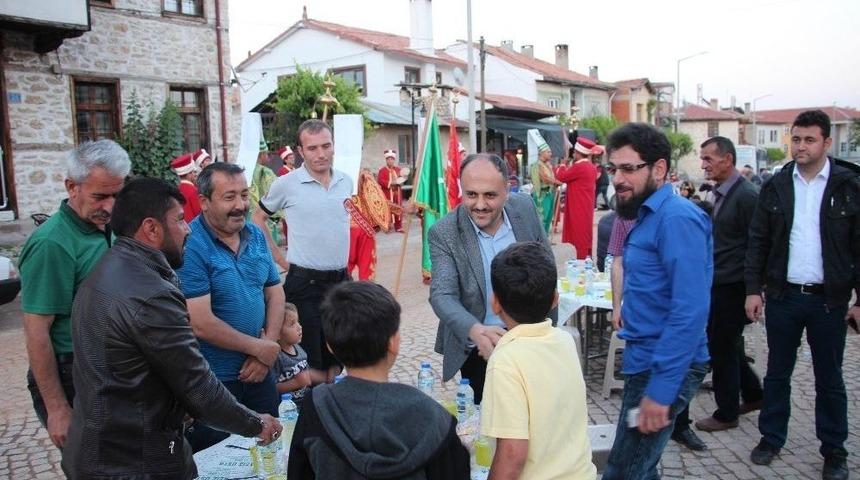 Beyşehir’de Mahalle İftarı Programları Devam Ediyor
